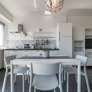  Apartamento Nomentana White By Ghor Italia